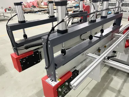 Fish bone floor sawing machine