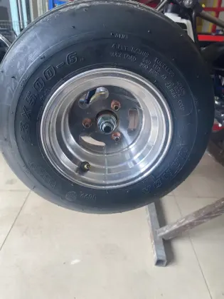 Double Go-Kart Racing Search Engine