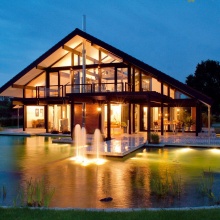 Mordern style wooden villa for living