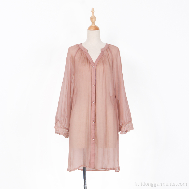 Vraie mini-robe transparente à manches longues en soie