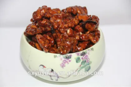 Caramelized walnut kernels