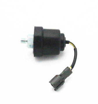 Engine Oil Pressure Sensor Genuine Original Parts CXZ 8PE1 10PE1 6WF1 6WG1 CXM CYM XVR 1-83151042-0 1831510420