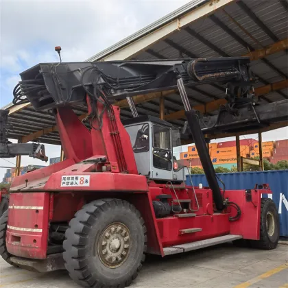 Kalmar DRF450 60S5 Reach Stacker in Shanghai Port