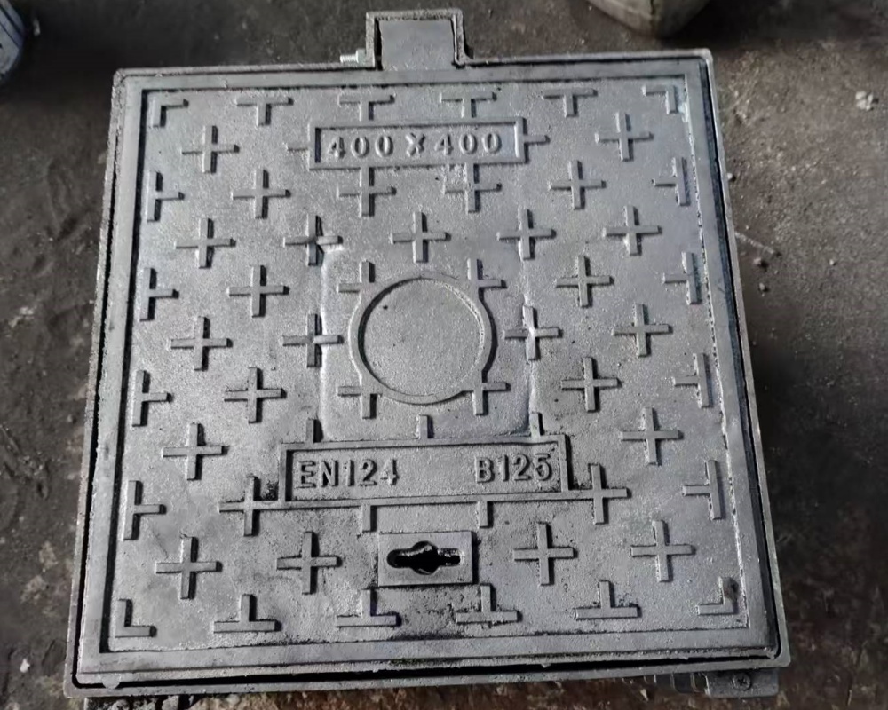 400x400 b125 manhole cover