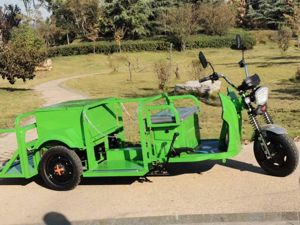 Camion à ordures à quatre chaînes de seaux