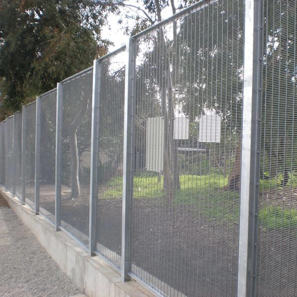 358fence (67)