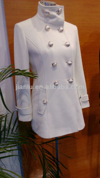 lady's white wool cashmere coat / elegant winter overcoat