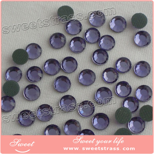 Low defective rate color rhinestone flat glass beads