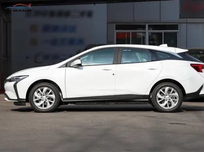 Hot Sale Buick Weilan 6 Sedan: China Export 5-Seat New Energy Electric Car