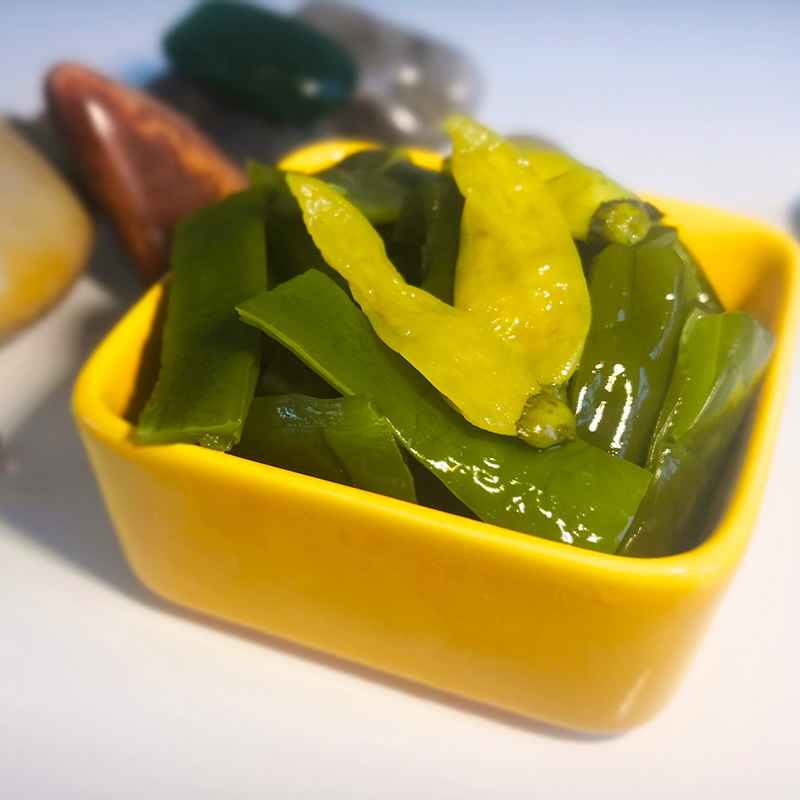 Pickled Pepper Wakame Stem