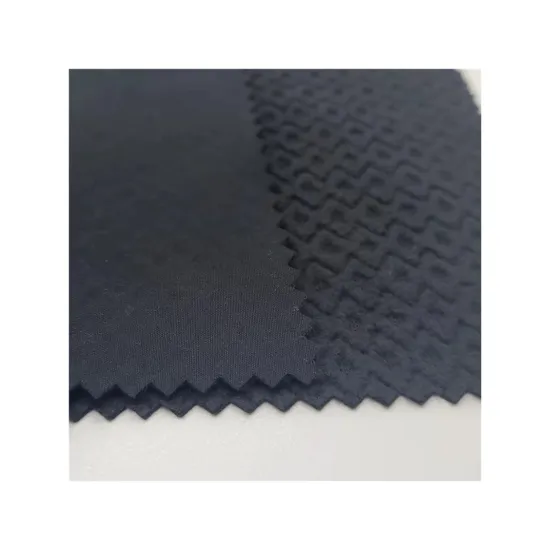 Waterproof Checker Fleece Fabric Softshell Coat for Men