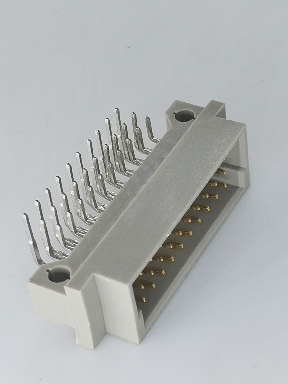 Connecteur de Din41612 mâle de type 1 / 3C à 30 broches