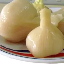 salty garlic, pickled garlic