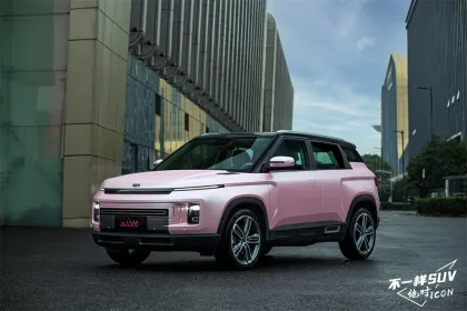 Geely icon Chocolate Gasoline SUV