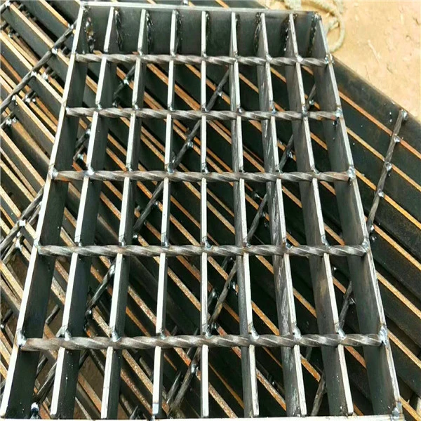 Multihole Mild Carbon Steel Grating
