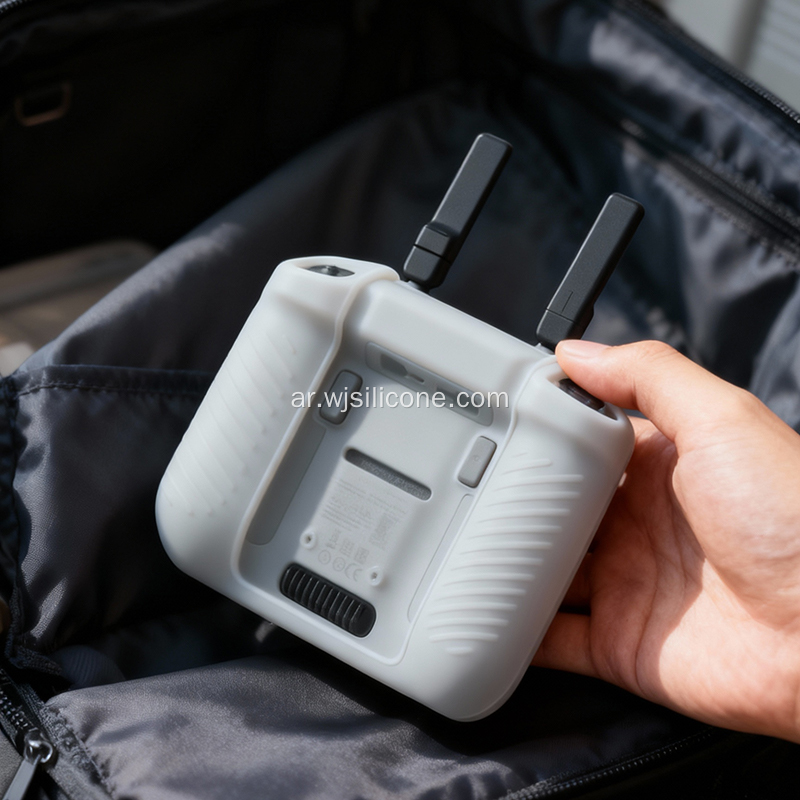 مقبض أدوات احترافي DJI RC2 وأكمام من السيليكون