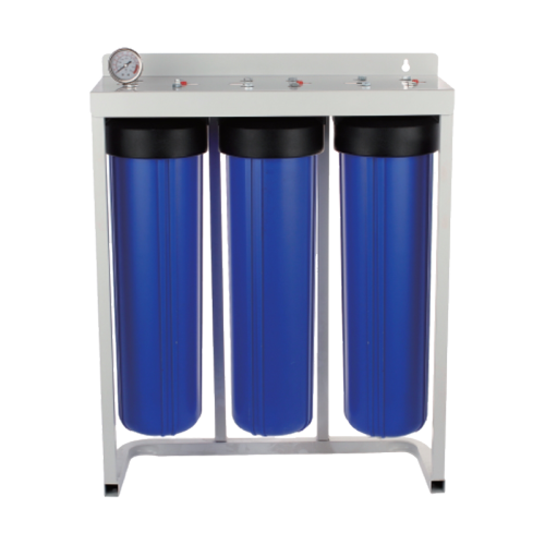 3-stufiges Big Blue 20x4,5-Zoll-Jumbo-Wasserfiltersystem mit blauem Gehäuse