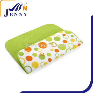 High quality beautiful soft and comfortable bedroom floor mats