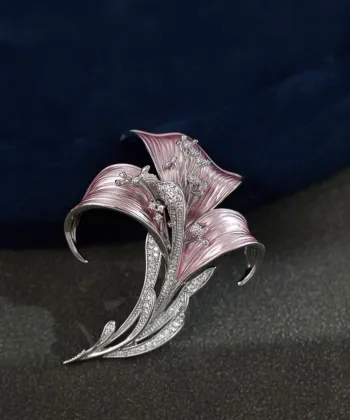 Advanced orchid brooch