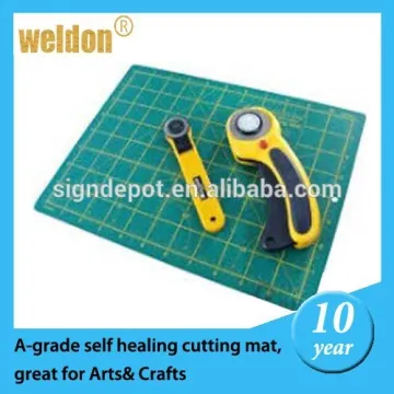 Self Healing 18x24 Cutting Mat & 45 mm Rotary Cutter