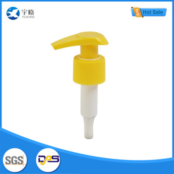 Желтый пластиковый насос для лосьона с ребристой крышкой