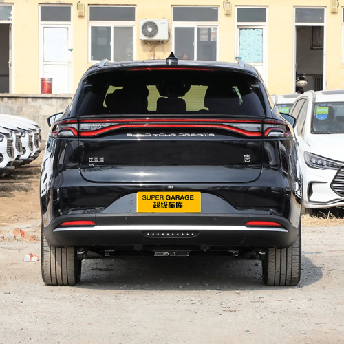 BYD Tang EV 2024 - луксузен електричен SUV со 7 седишта