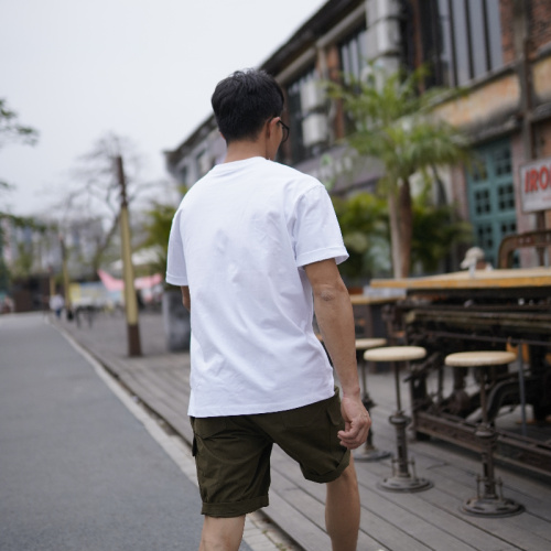 T-shirt de style décontracté à épaule droite 100% coton pour hommes blancs