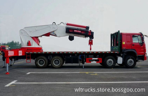 8X4 HOWO 25 ton mobile crane spare parts for sale