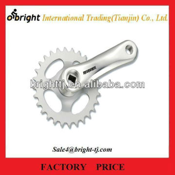 Bicycle crank and chainwheel for road bikes
