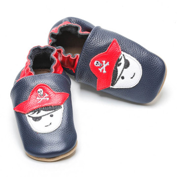 Пиратская детская обувь из мягкой кожи