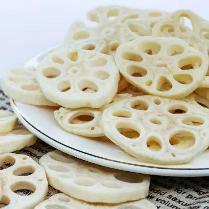 Wholesale Fresh Lotus Root Slices: Crisp, Sweet, and Perfect Raw Vegetables Chips