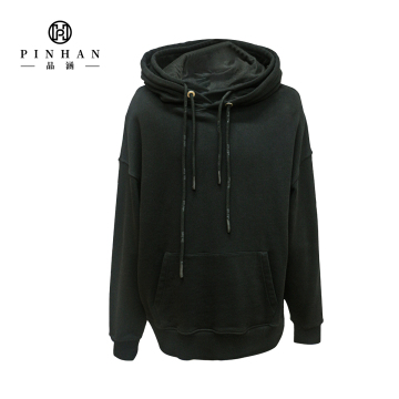 hoodie ชั้นสองชั้นที่ทนทานและมีสไตล์พร้อมแพทช์สตาร์สำหรับผู้ชาย