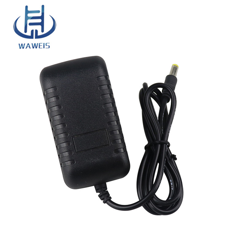 Adapter 12V 1A DC Spitze 5,5 * 2,1 mm Wandadapter