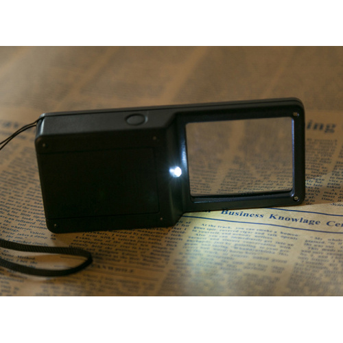 Portable led worklight magnifier