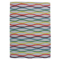 Handgetufteter Teppich mit abstraktem Design