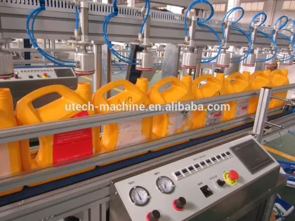 Automatic oil bottle leak detector