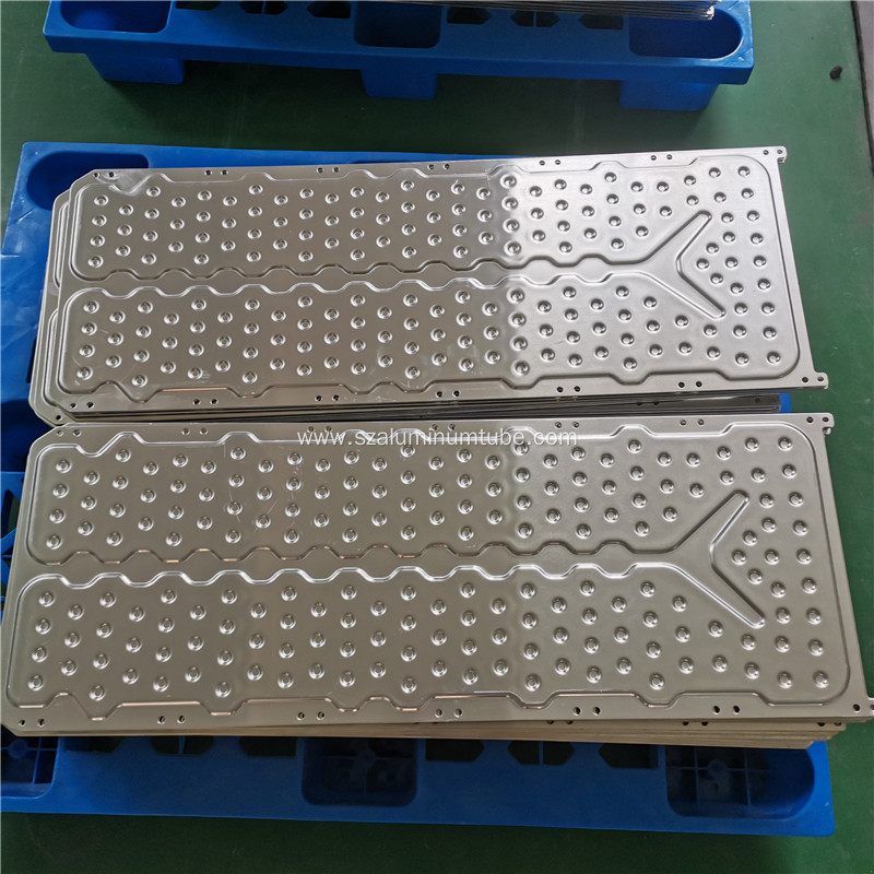 Aluminum large liquid cooling plates for Superguide