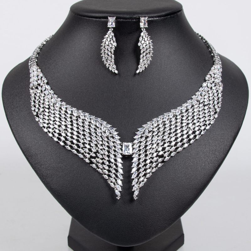 Wing Paved CZ Collar Bridal Set
