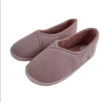 Slippers en coton d&#39;hiver vendant à chaud pour femmes