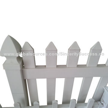 Fences, made of PVC, different kinds of colors can be selected