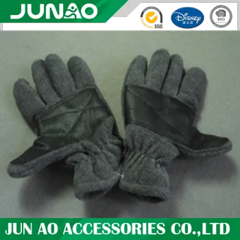Fleece glove with grip palm