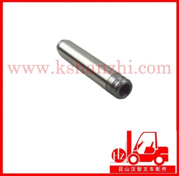 Forklift part HYUNDAI D4BB valve guide(22115-23901)