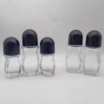 Gorąca sprzedaż 30 ml/50 ml szklanych butelek z plastikową kulą i czapką