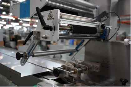 Automatic Disposable Cigarette Holder Pillow Packaging Machinery