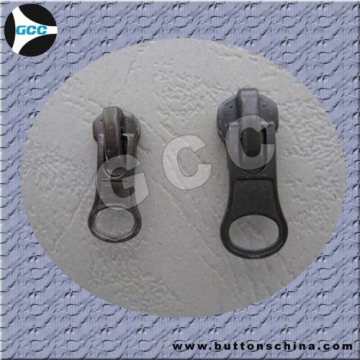 Metal Slider With Thumb Puller 