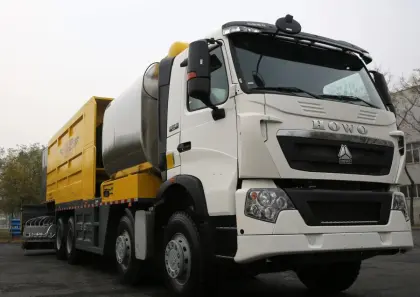Sino 6/12m3 fiber asphalt synchronous chip sealer