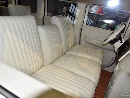 fullgood summer van Retro style electric car High-value new energy vehicles
