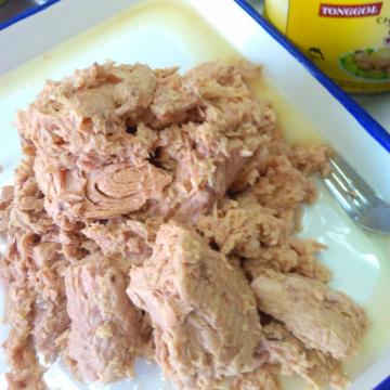 Tuna dalam Kalengan Minyak 1700g