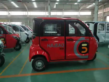 Fully Enclosed Passenger Electric Tricycle | Mini Tuk Tuk
