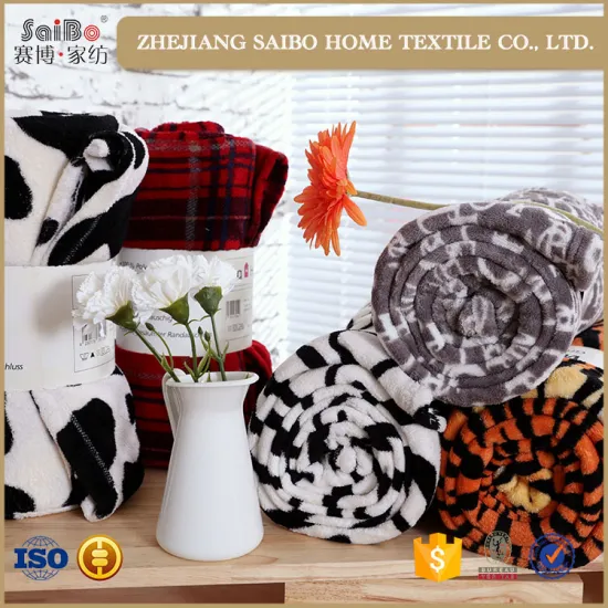 Printed coral folding edge blanket